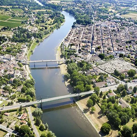 Dordogne River Bliss * Pineuilh